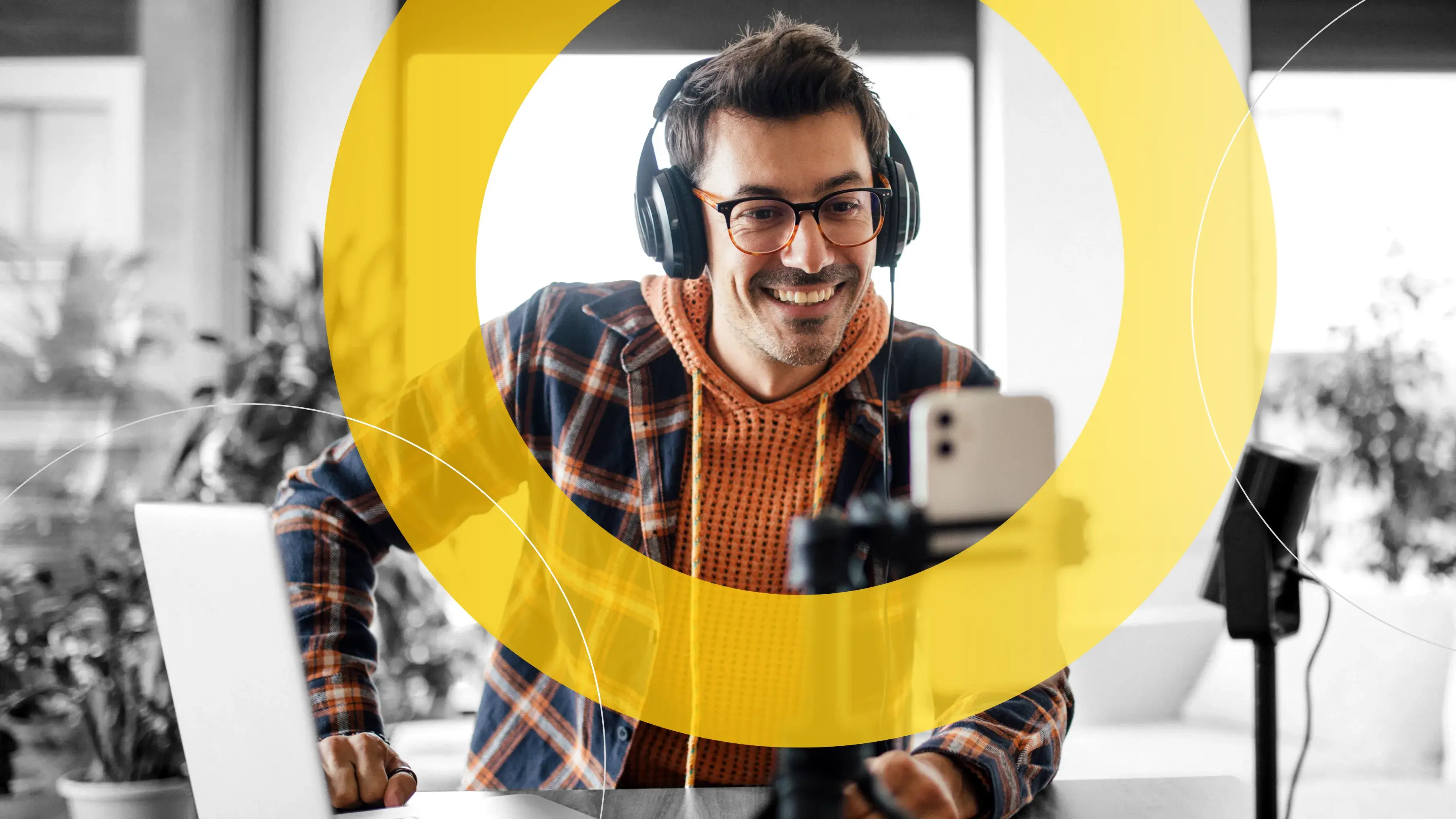 Social Media, Influencer Marketing & Community Growth